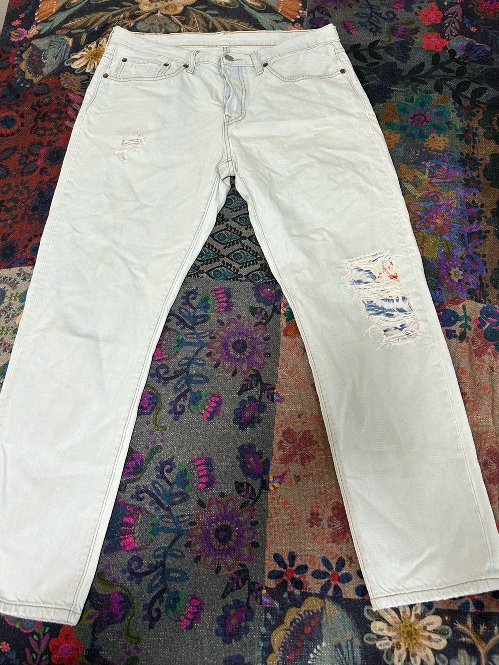 Levi's Light Blue Boyfriend Jeans with Distressed Knee
